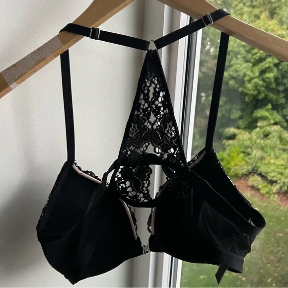 VICTORIA’S SECRET size 34B lace push-up bra “very sexy” model (black and blush) - Picture 2 of 6